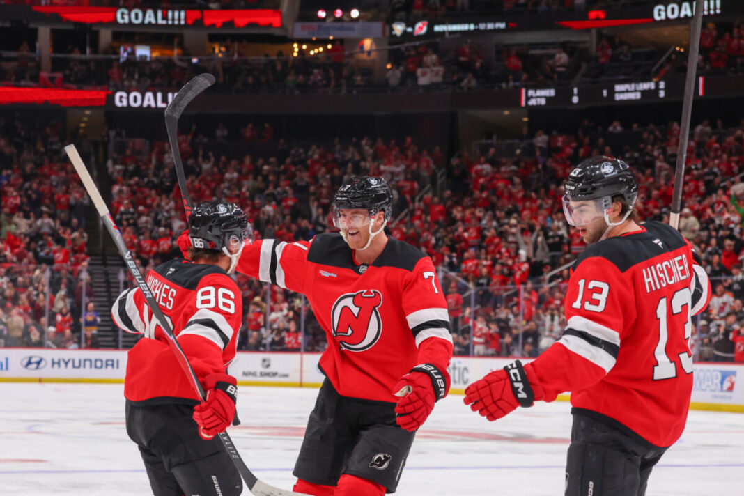 Dougie-Hamilton-Devils-Celebrate-1200x800.jpg
